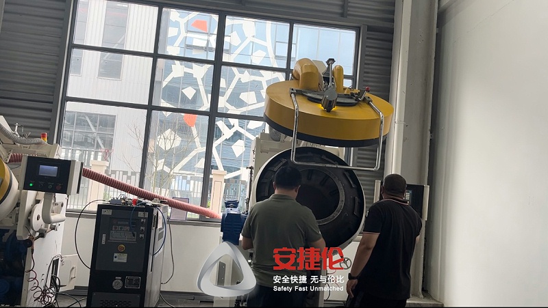自動(dòng)滾噴機(jī)PR90- - 副本