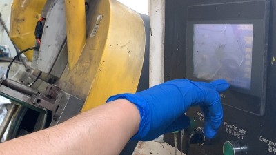 還在人工噴涂？來看看安捷倫自動噴涂設備如何工作!